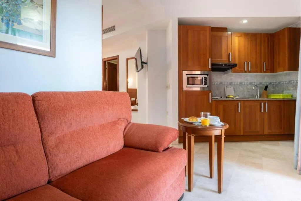 Ct 240 - Beachfront Apartment -Don Juan Manilva Spain